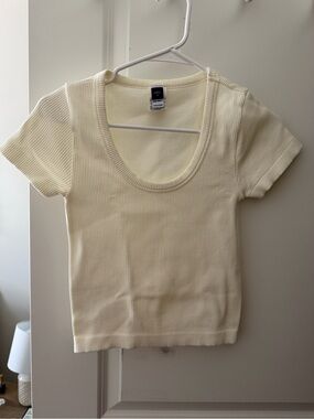 Old Navy White Ribbed Scoop Neck Short Sleeve Top
